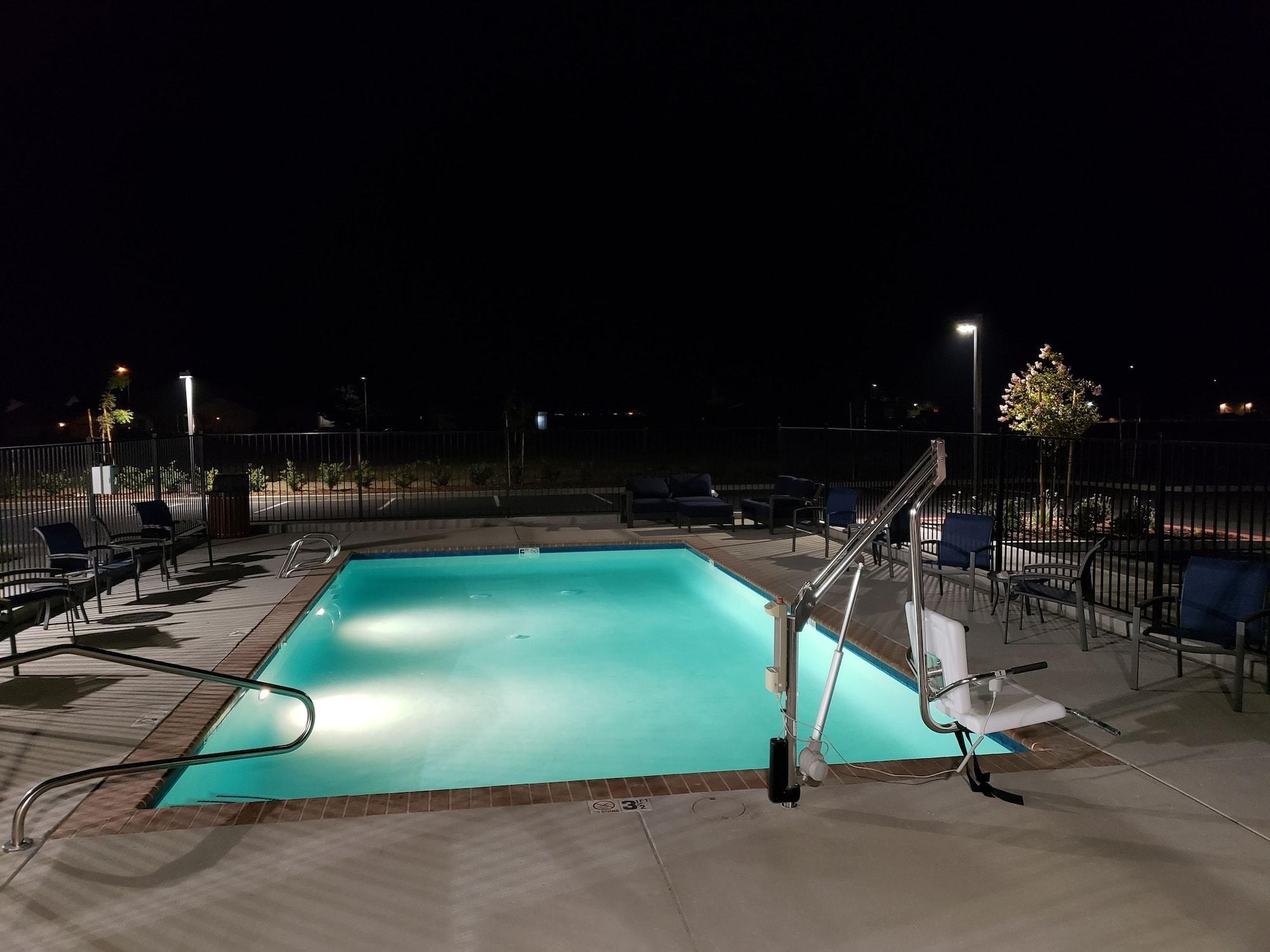 Best Western Plus Coalinga Inn Exterior foto